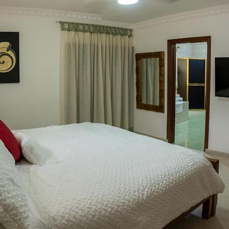 Hotel Juliana 나구아 외부 사진