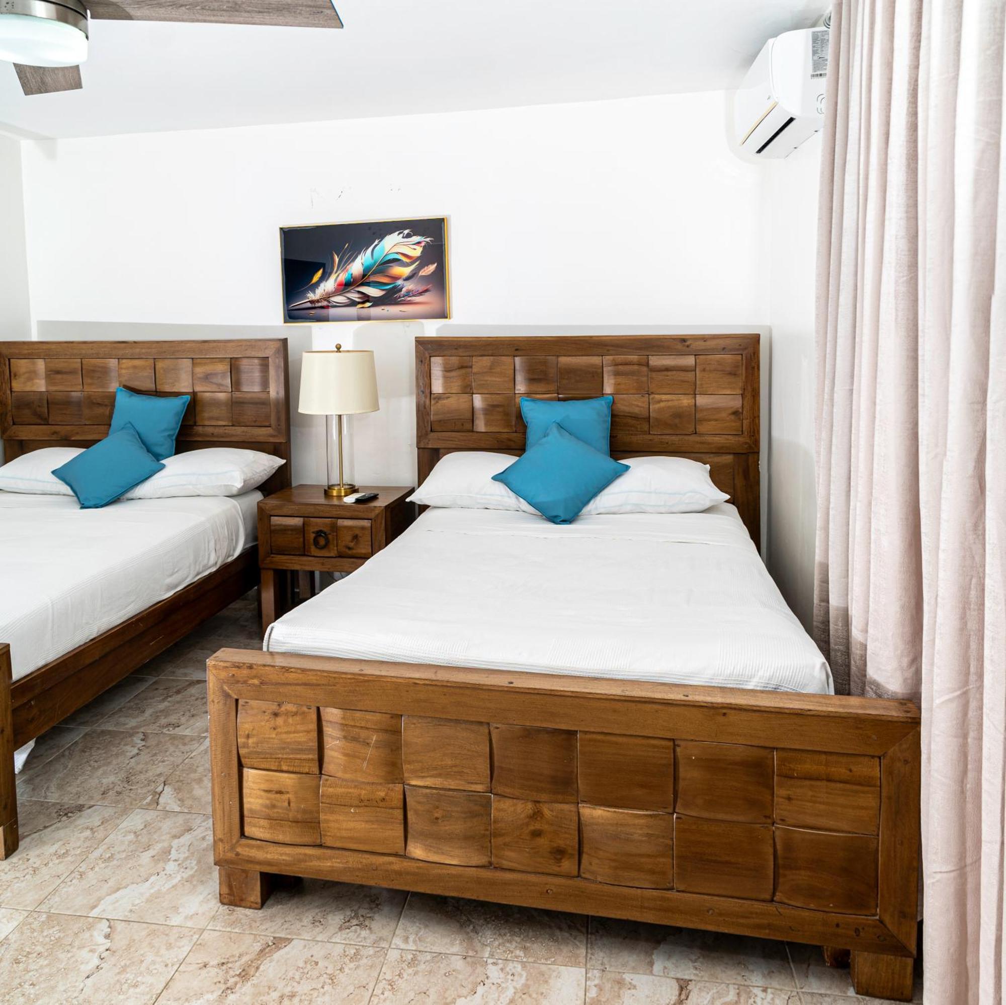 Hotel Juliana 나구아 외부 사진